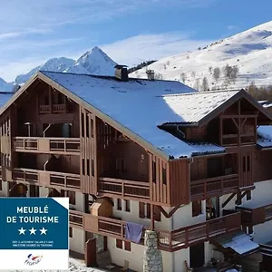 Appartement T2 Meublé Tourisme 3 étoiles Confort Linge De Lit-serviettes-ménage-parking Privé Avec Superbe Vue Et Au Pied Des Pistes